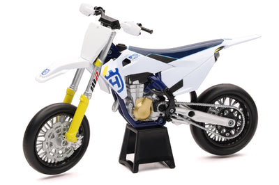 New-ray 1:12 Scale Husqvarna Fs450 Super Moto Bike - Apparel Collection