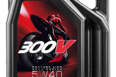 Motul 300v 4t Competition Synthetic Oil 5w40 4-liter - Harddrive Products