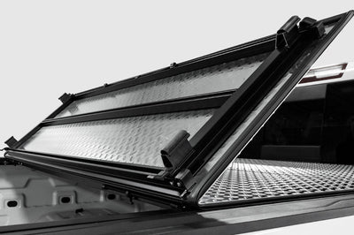 Access LOMAX Tri-Fold Cover 19+ RAM 1500 - 5ft 7in Bed w/o Multifunction Tailgate (Carbon Fiber) - Tonneau Covers