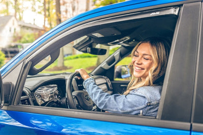 AVS 01-05 Toyota RAV4 (4 Door) Ventvisor In-Channel Front & Rear Window Deflectors 4pc - Smoke