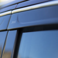 AVS 18-22 Honda Accord Ventvisor Low Profile Window Deflectors 4pc - Smoke w/Chrome Trim