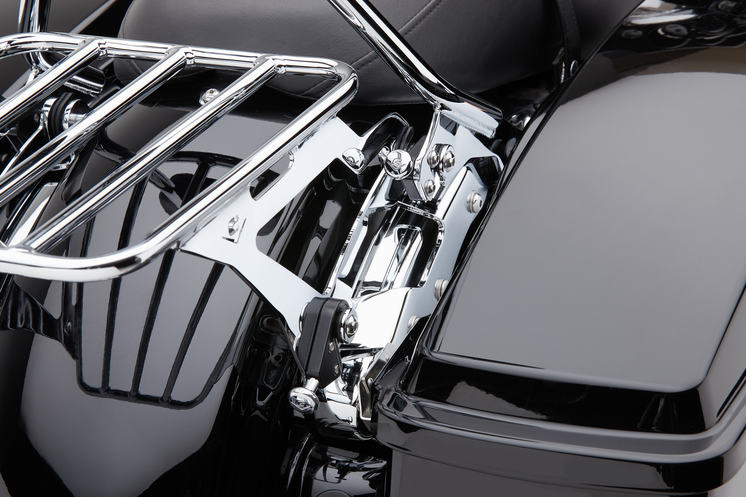 COBRA Backrest Mounting Kit Black Flh/Flt 14 22 Body