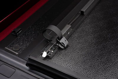 BAK 19-20 Chevy Silverado (New Body Style) 6ft 6in Bed 1500 BAKFlip FiberMax - Tonneau Covers