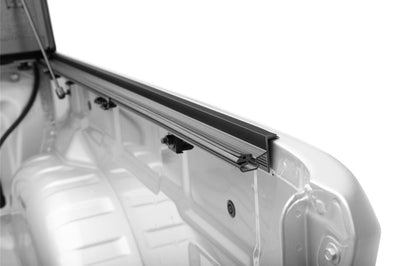 BAK 2022 Nissan Frontier 5ft Bed BAKFlip G2 - Tonneau Covers