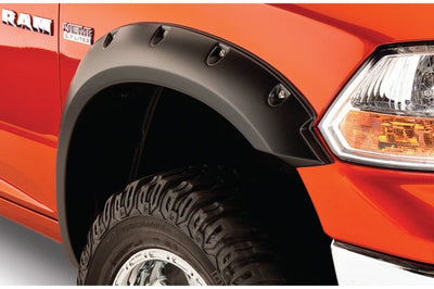 Bushwacker 09-18 Dodge Ram 1500 Fleetside Pocket Style Flares 4pc 67.4/76.3/96.3in Bed - Black - Fender & Trim