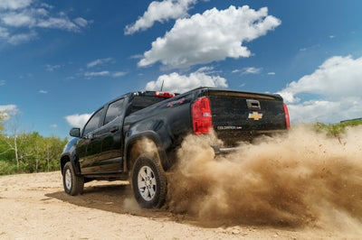 Bushwacker 15-19 Chevrolet Colorado (Excl. ZR2) OE Style Fender Flares 4pc - Black - & Trim