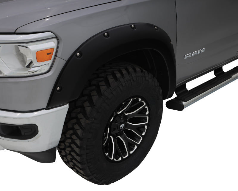 Bushwacker 19-22 Ram 1500 (Excl. Rebel/TRX) 76.3 & 67.4in Bed Pocket Style Flares 4pc Set - Black - Fender Trim