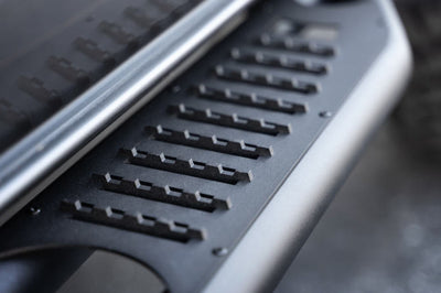 DV8 Offroad 21-23 Ford Bronco OE Plus 2-Door Side Steps - Nerf Bars & Running Boards