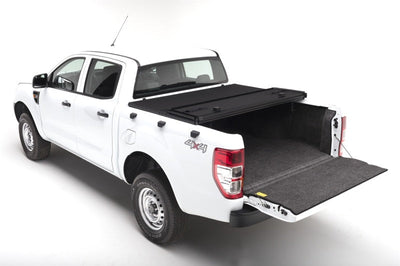 Extang 05-16 Nissan Frontier(5ft Bed) (w/ or w/o Track Sys) (5ft) Solid Fold 2.0 - Tonneau Covers