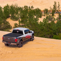 Extang 07-13 Chevy/GMC Silv/Sierra (5ft 8in) w/o Track System Solid Fold 2.0 - Tonneau Covers