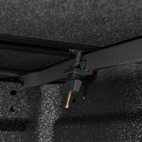 Extang 2020 Jeep Gladiator (JT) (w/Rail System) Solid Fold 2.0 - Tonneau Covers