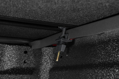 Extang 2020 Jeep Gladiator (JT) (w/Rail System) Solid Fold 2.0 - Tonneau Covers