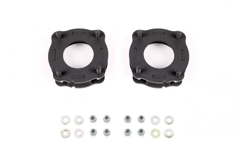 Fabtech 2022 Toyota Tundra 1.5in Leveling Kit - Front Spacers and Hardware - Suspension