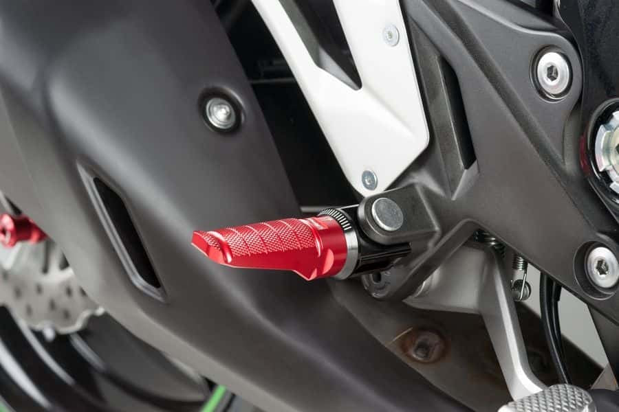 PUIG Footpegs Racing Red - Foot Controls