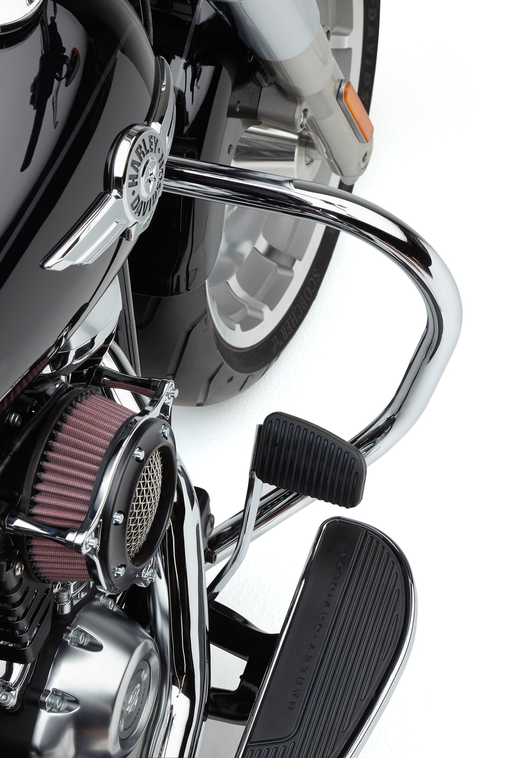 COBRA Freeway Bars Vbend 1.25’’ Chrm Sftl (Exc Fxdr114) 18 22