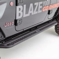 Go Rhino 07-20 Toyota Tundra Dominator Extreme DSS SideSteps Complete Kit w/SideStep + Brkts - Nerf Bars & Running