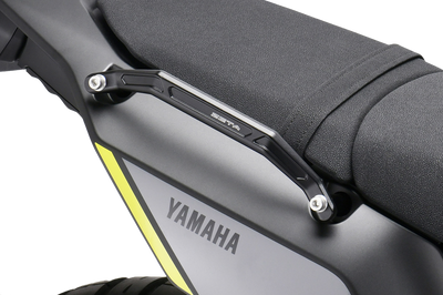 Zeta Grab Bar Black Yam - Street Collection