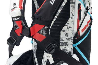 Uswe Hajker Pro 30 Winter Daypack Waterproof White/black - White/Black - Apparel Collection