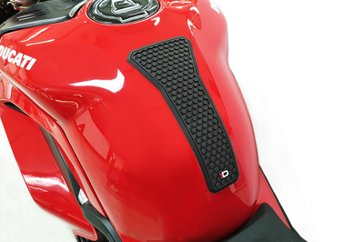 ONE EMBLEMS Hdr Traction Pad Black