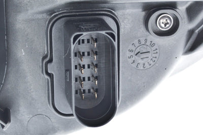Hella HLMP 03-05 Dodge Sprinter RH - Lights