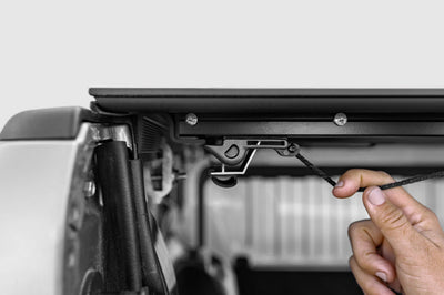 Access LOMAX Stance Hard Cover 15-20 Ford F-150 5ft 6in Box - Black Diamond Mist - Tonneau Covers