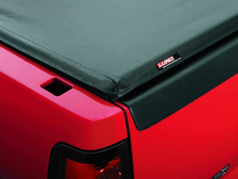 LUND Lund 07-17 Chevy Silverado 1500 (5.5ft. Bed) Genesis Roll Up Tonneau Cover - Black - Covers