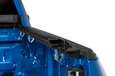 LUND Lund 19-23 Ford Ranger (5ft Bed) Genesis Elite Roll Up Tonneau Cover - Black - Covers