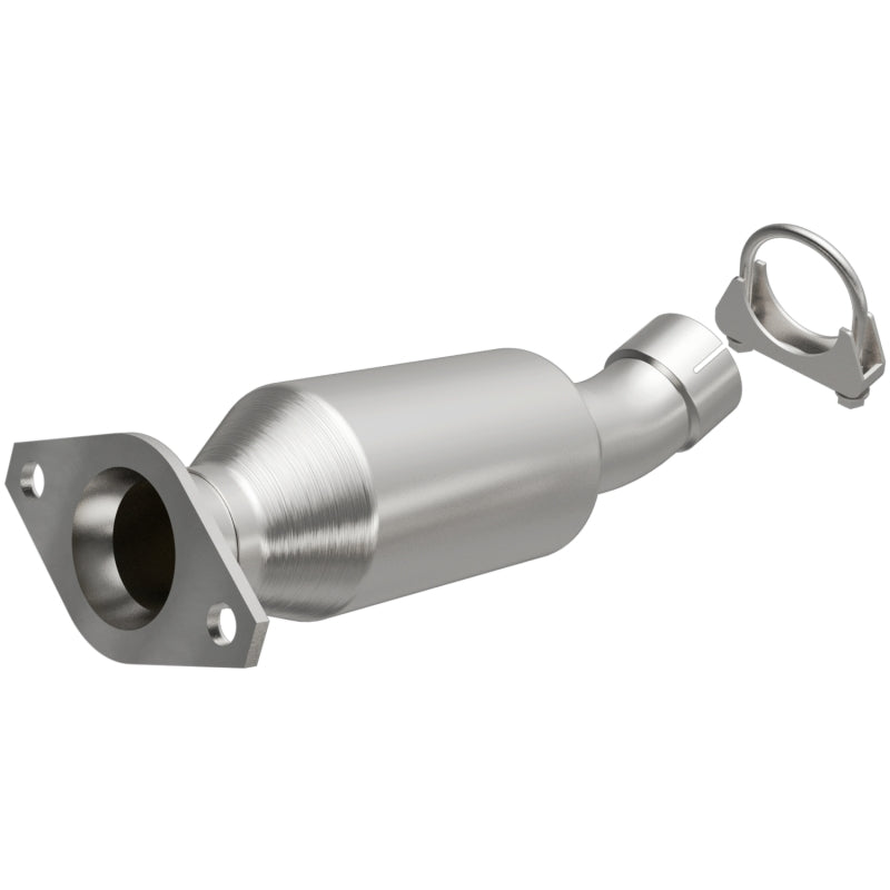 Magnaflow MagnaFlow Conv DF 12-16 Toyota Prius C 1.5L - Exhaust Mufflers & Tips