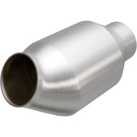 Magnaflow MagnaFlow Conv Univ 2.50inch C/A Met. - Exhaust Mufflers & Tips