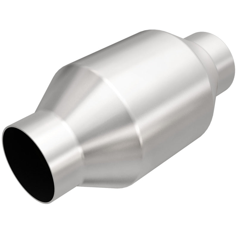 Magnaflow MagnaFlow Conv Univ 2.5in Inlet/Outlet Center/Center Round - Exhaust Mufflers & Tips