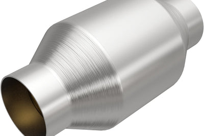 Magnaflow MagnaFlow Conv Univ 2.5in Inlet/Outlet Center/Center Round - Exhaust Mufflers & Tips