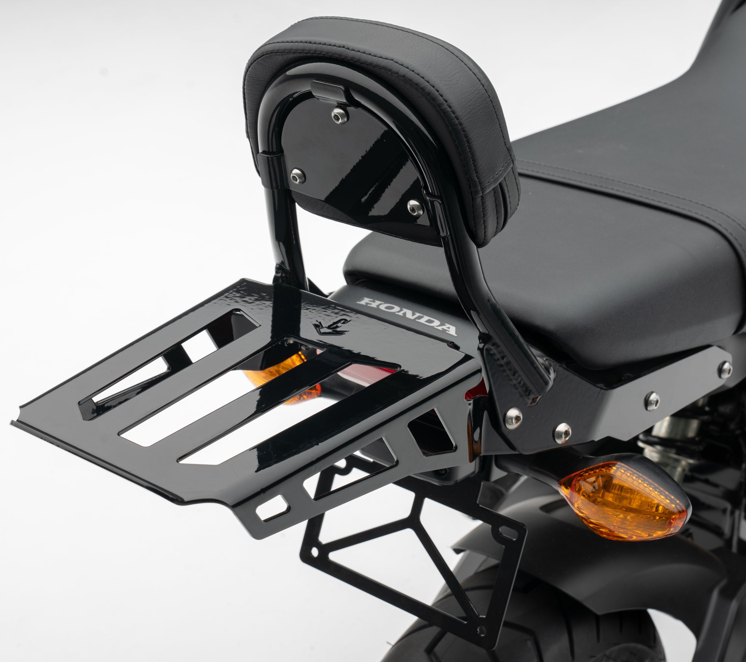 COBRA Mini Round Sissy Bar W/Pad Black Hon Grom