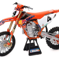 New Ray Toys KTM 450SX-F Red Bull (Chase Sexton #4)/Scale - 1:6 - Apparel