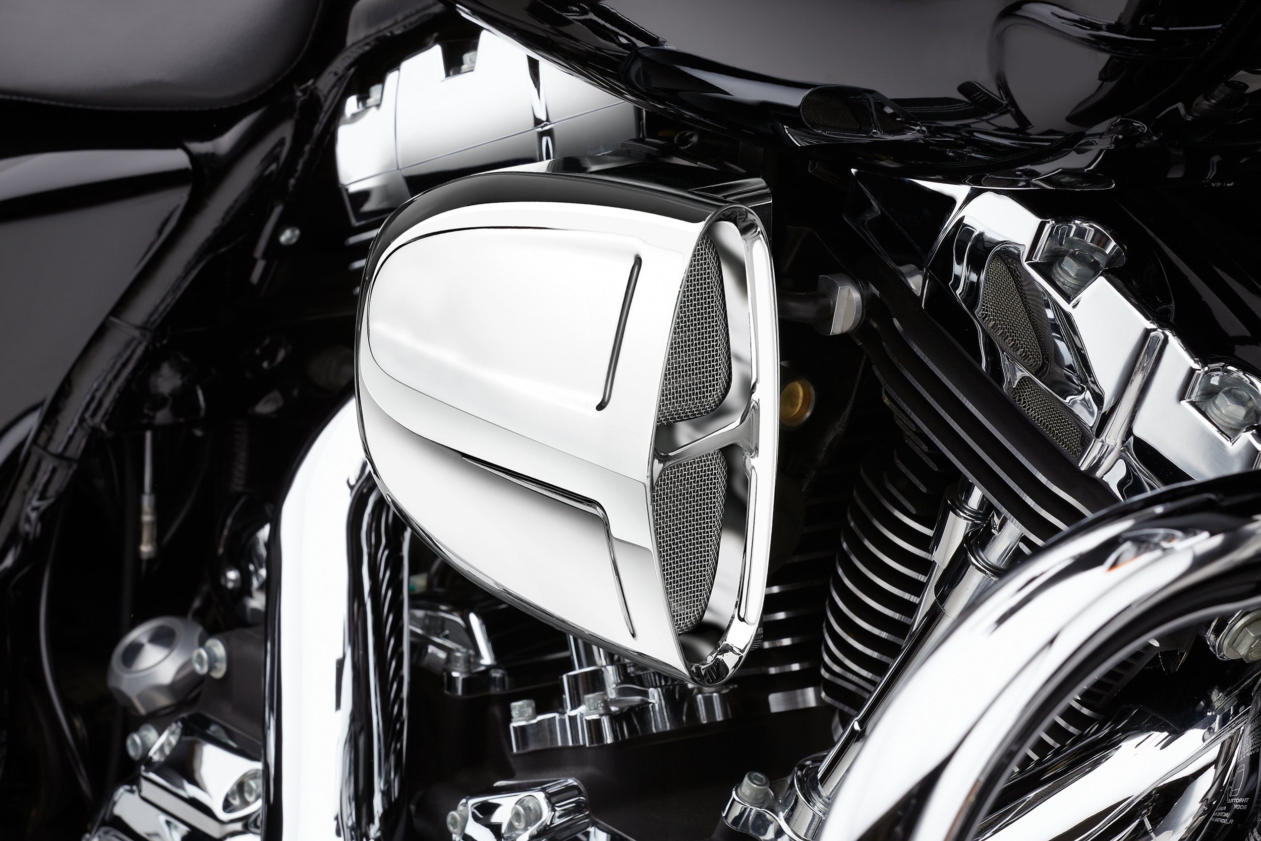 COBRA Powrflo Air Intake System Chrome Flh/Flt 08 16