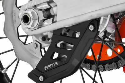 ZETA Rear Disc Guard Black - Guards/Braces