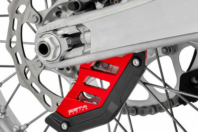 ZETA Rear Disc Guard Red - Guards/Braces