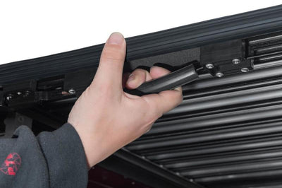 Retrax 09-18 Ram 1500 w/o RamBox (5.7ft. Bed) IX - Tonneau Covers