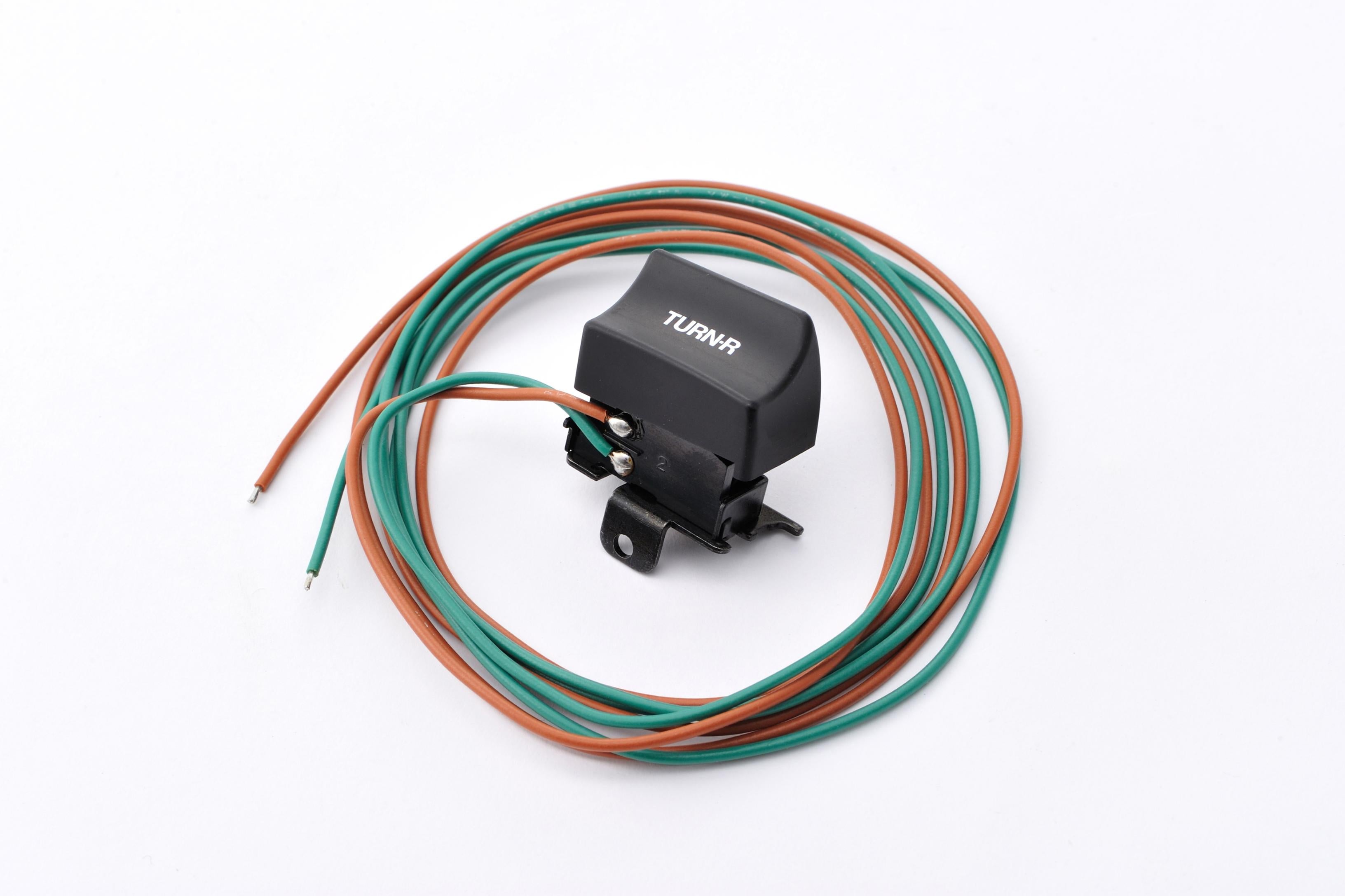 Harddrive Right Turn Signal Switch Assy Black 82-95 - Products