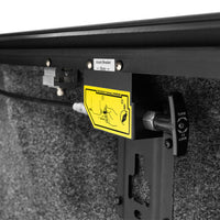 Roll-N-Lock 15-17 Ford F-150 65-5/8in E-Series Retractable Tonneau Cover - Covers