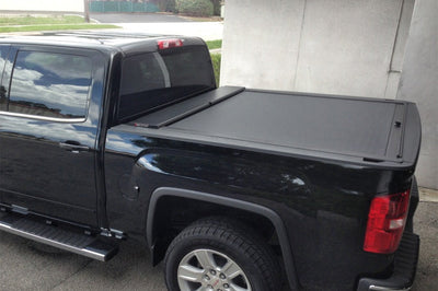 Roll-N-Lock 15-18 Ford F-150 SB 77-3/8in M-Series Retractable Tonneau Cover - Covers