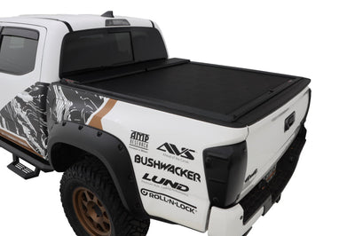 Roll-N-Lock 16-18 Toyota Tacoma Crew Cab SB 60-1/2in M-Series Retractable Tonneau Cover - Covers