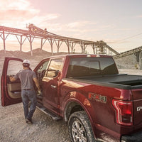 Roll-N-Lock 16-18 Toyota Tacoma Double Cab SB 60-1/2in A-Series Retractable Tonneau Cover - Covers