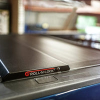 Roll-N-Lock 17-19 Ford F-250/F-350 Super Duty 80-3/8in E-Series Retractable Tonneau Cover - Covers