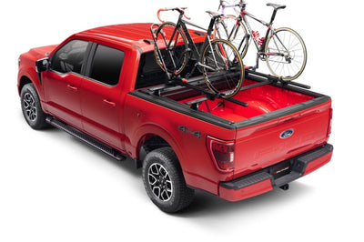 Roll-N-Lock 17-22 Ford Super Duty (81.9in. Bed Length) E-Series XT Retractable Tonneau Cover - Covers