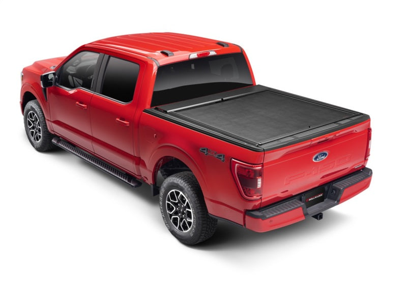 Roll-N-Lock 17-22 Ford Super Duty (81.9in. Bed Length) M-Series XT Retractable Tonneau Cover - Covers