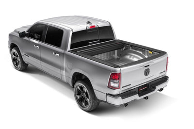 Roll-N-Lock 19-22 RAM 1500 (w/o Swing Gate - 67.4in. Bed) E-Series XT Retractable Tonneau Cover - Covers