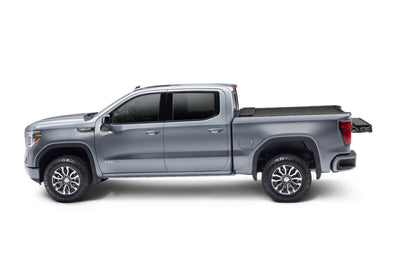 Roll-N-Lock 2019 Chevrolet Silverado 1500 60.5in Bed M-Series Retractable Tonneau Cover - Covers