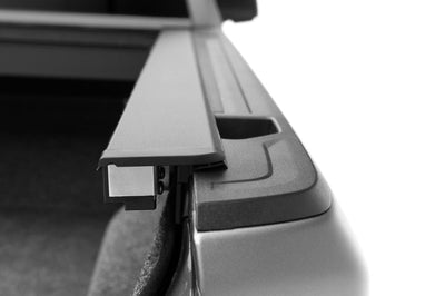 Roll-N-Lock 2019 Chevrolet Silverado 1500& GMC Sierra 1500 96.5in M-Series Retractable Tonneau Cover - Covers