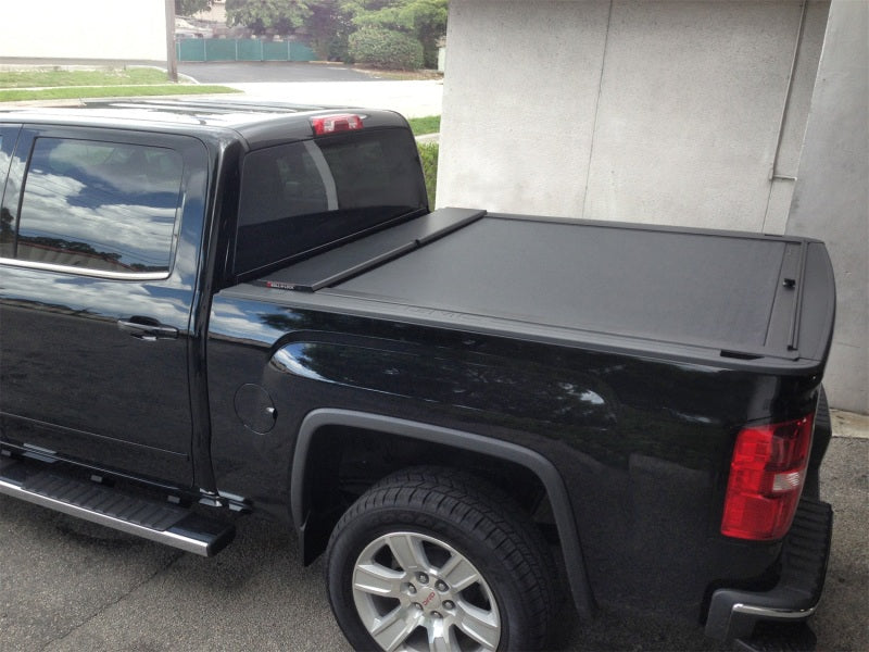 Roll-N-Lock 2019 RAM 1500 65-1/2in M-Series Retractable Tonneau Cover - Covers