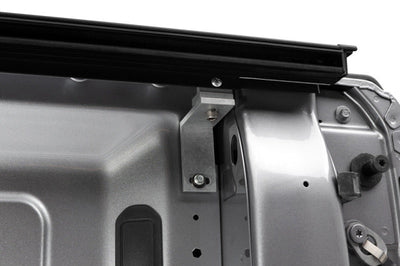 Roll-N-Lock 2019 RAM 1500 65-1/2in M-Series Retractable Tonneau Cover - Covers